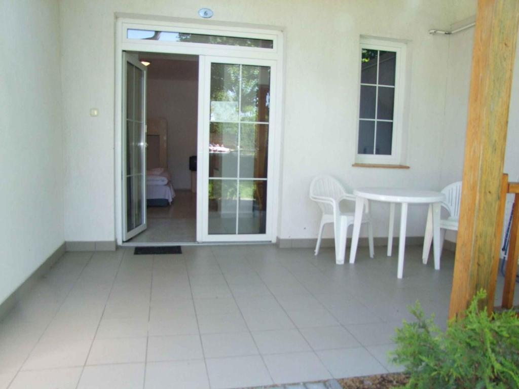 Hotel Platán Zamárdi Quarto foto